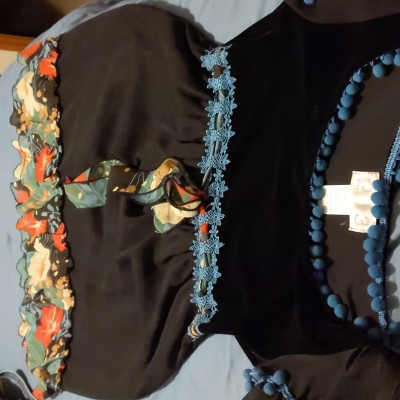 Like new 213 dress size S - Picture 10 of 10